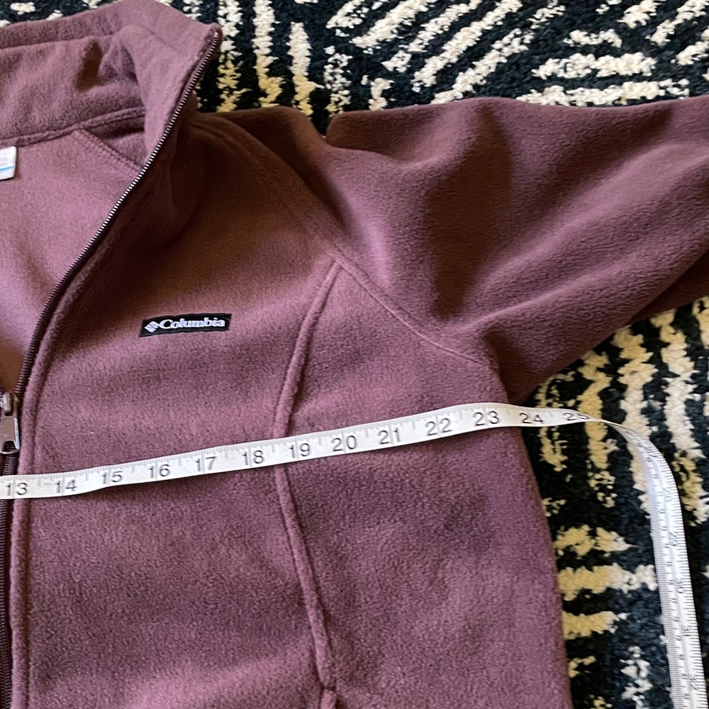 Columbia Women's Ski Jacket in Plum - Picture 5 of 5